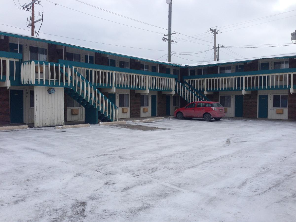 High River Motor Motel Extérieur photo
